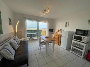 Studio à Vieux-Boucau, proche commerces, parking sécurisé - FR-1-379-175